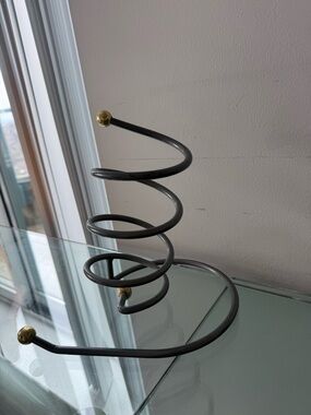 grey silver Spiral Wine Bottle Holder - Modern Countertop Stand display